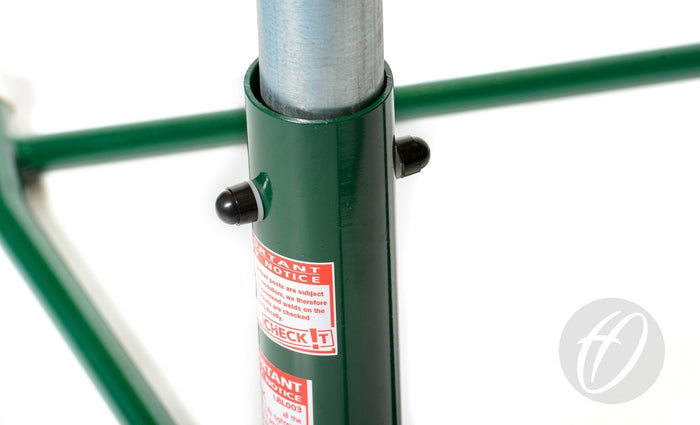 Netball Posts - 16mm Ring - Freestanding Regulation
